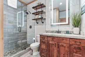 Deer Valley Luxury 3 BR, Private Master Suite, Private Hot Tub, Amazing Views